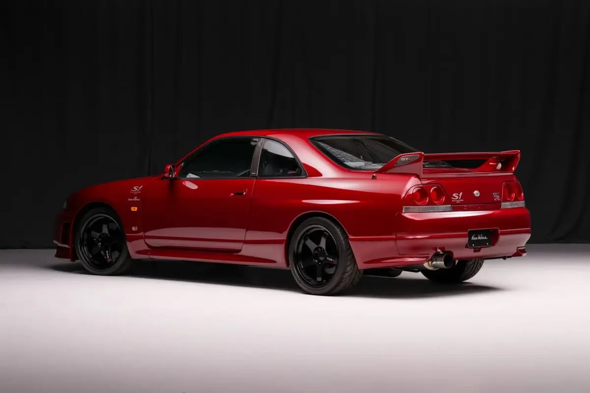 1995 Skyline GT-R NISMO S1 — photo 2