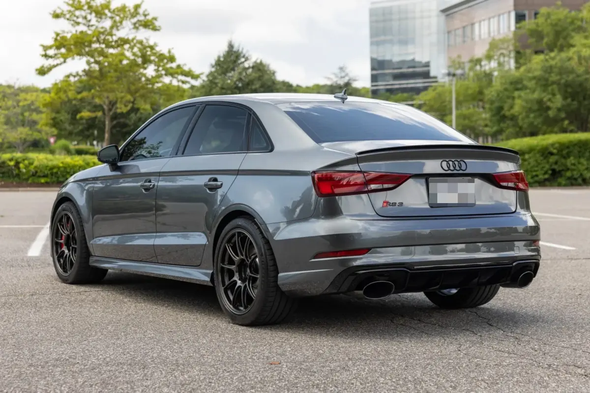 2018 Audi RS3 — photo 2