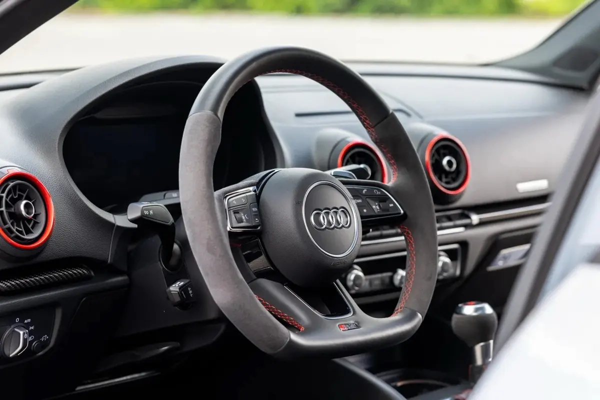 2018 Audi RS3 — photo 5