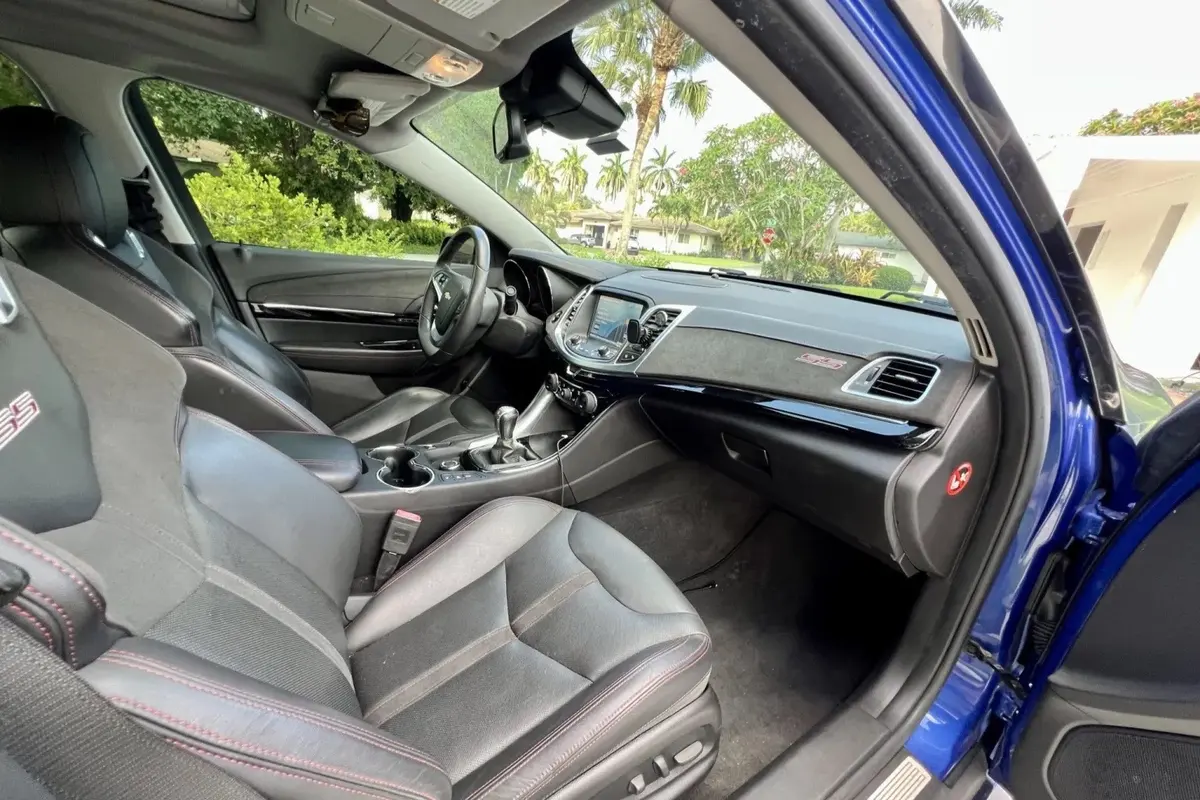 2017 Chevrolet SS Sedan 6 Speed — photo 4