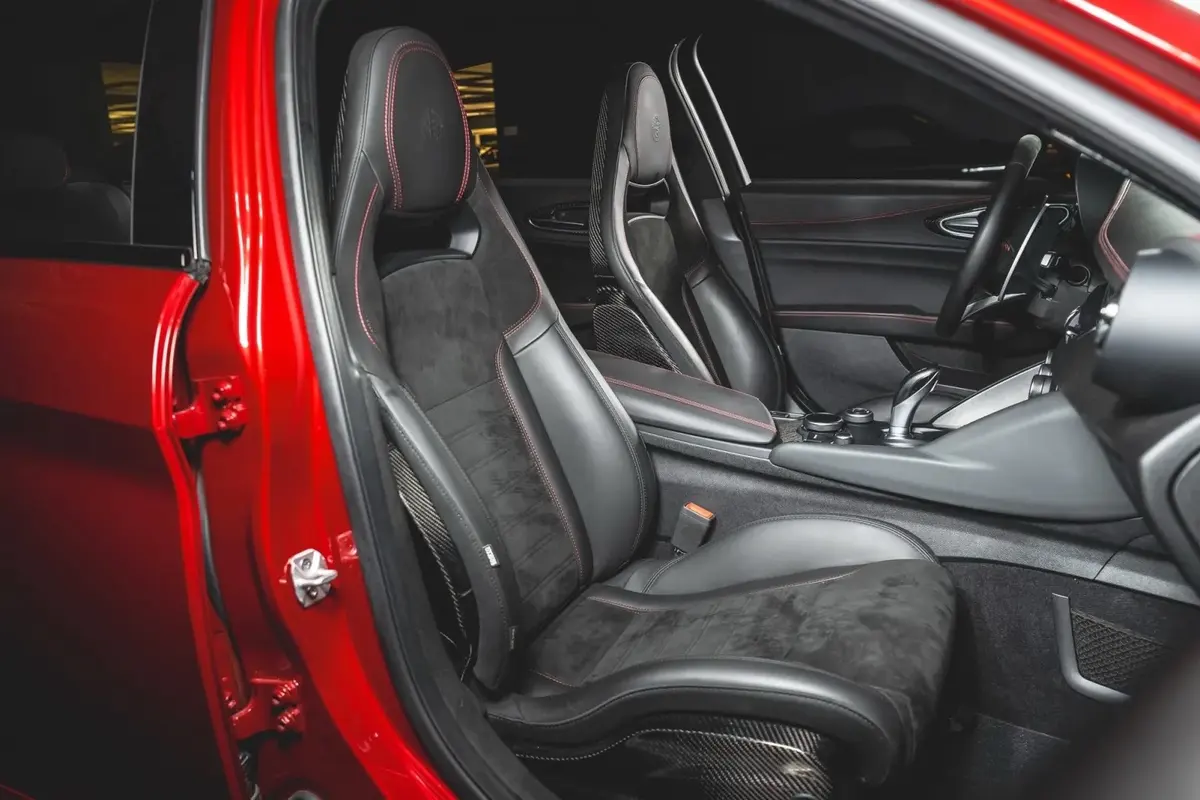 ️ 2018 Alfa Romeo Giulia Quadrifoglio — photo 4