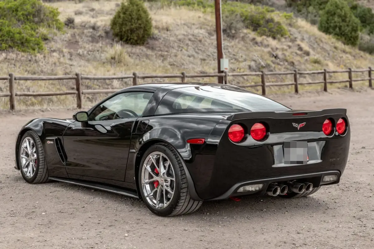 Modified 5K Mile 2009 Chevrolet Corvette Z06 3LZ — photo 2