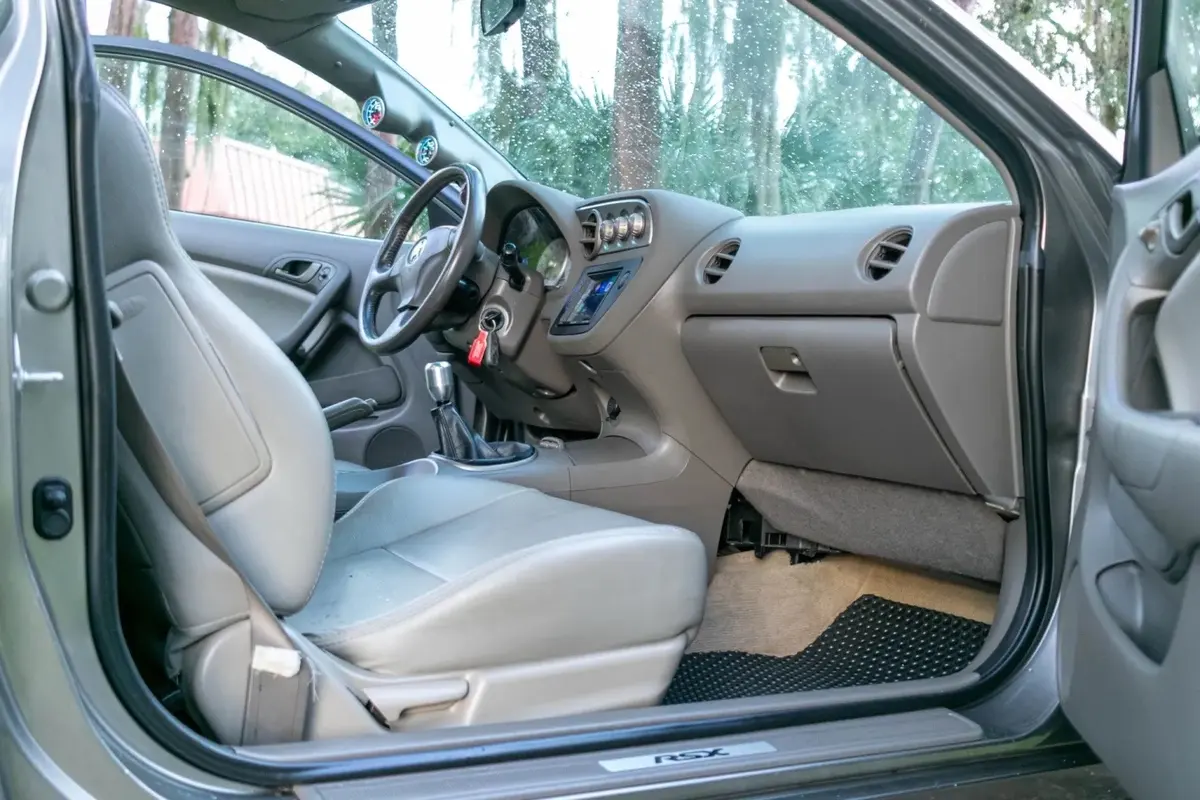 2003 Acura RSX Type S 6 — photo 4