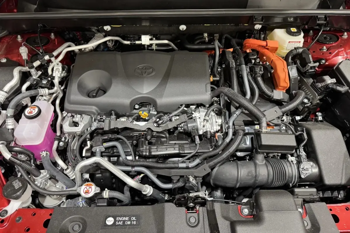 42 MILE 2025 TOYOTA RAV4 PRIME XSE — photo 6