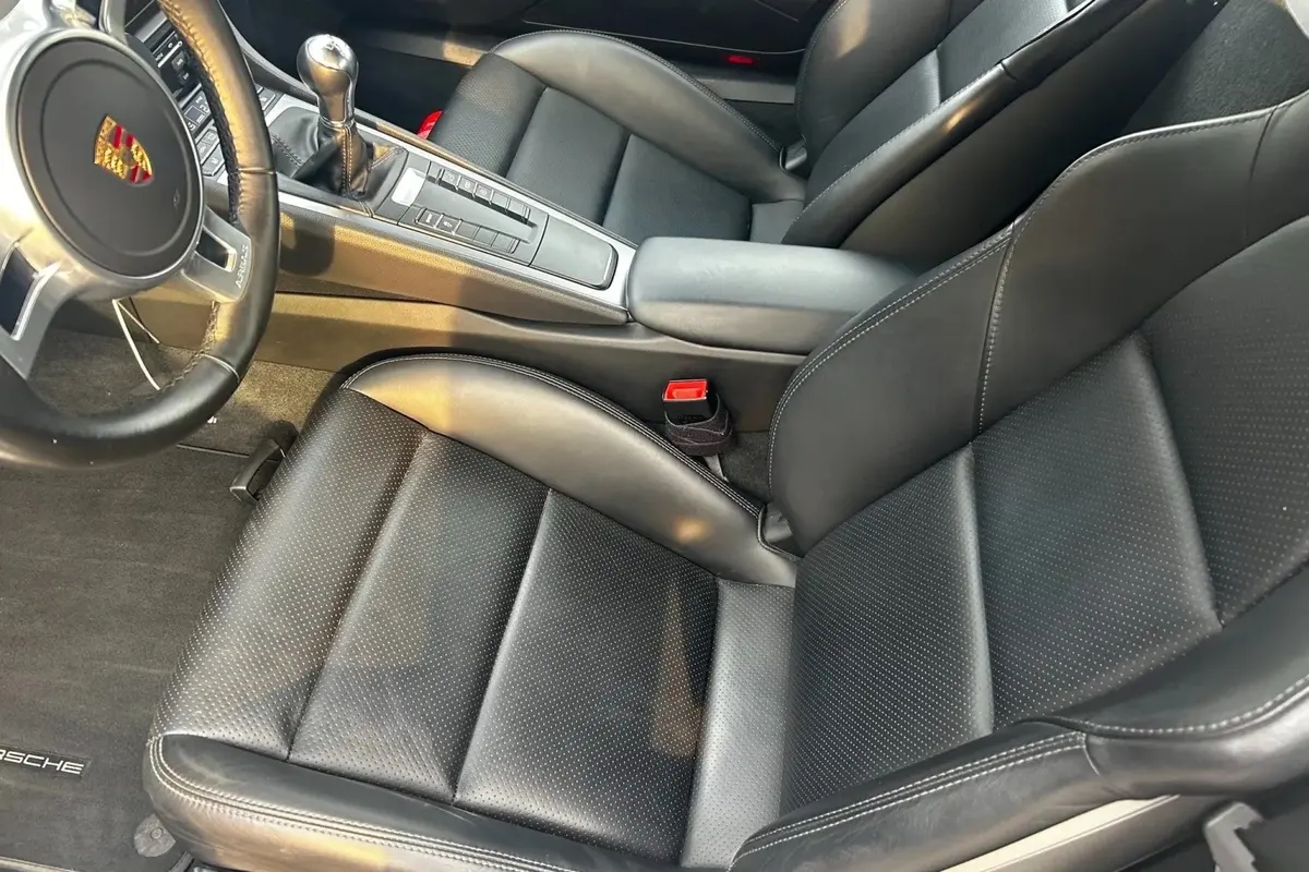2015 PORSCHE CAYMAN S 6 SPEED — photo 4