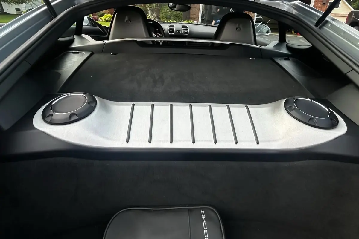 2015 PORSCHE CAYMAN S 6 SPEED — photo 6