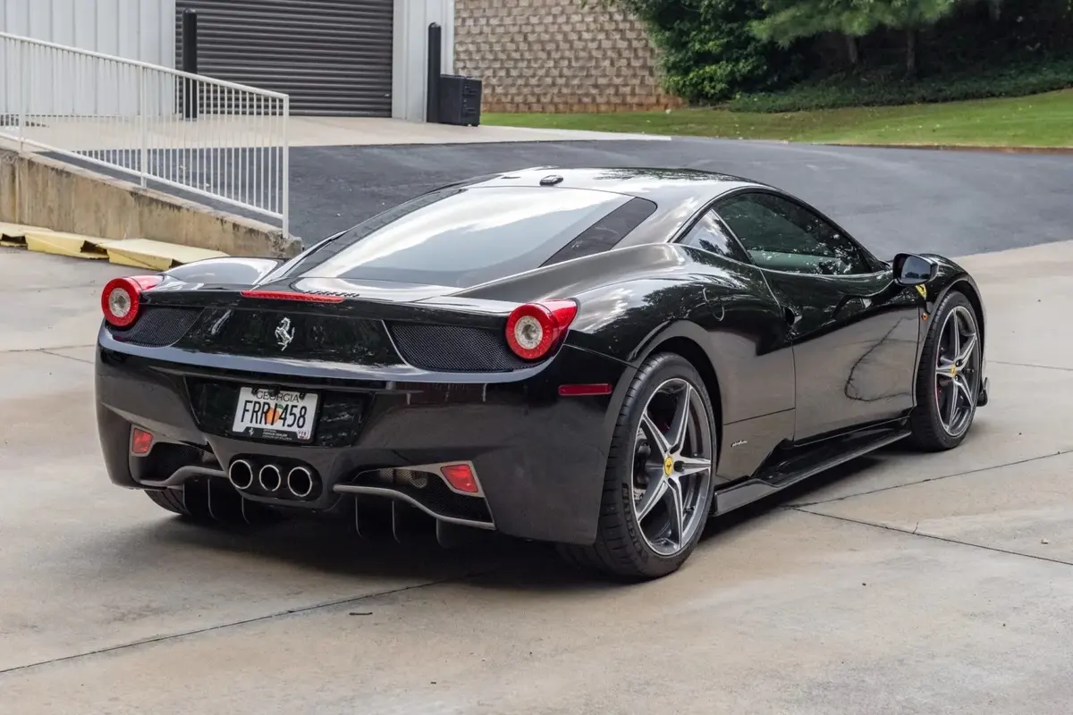 2010 Ferrari 458 Italia — photo 2