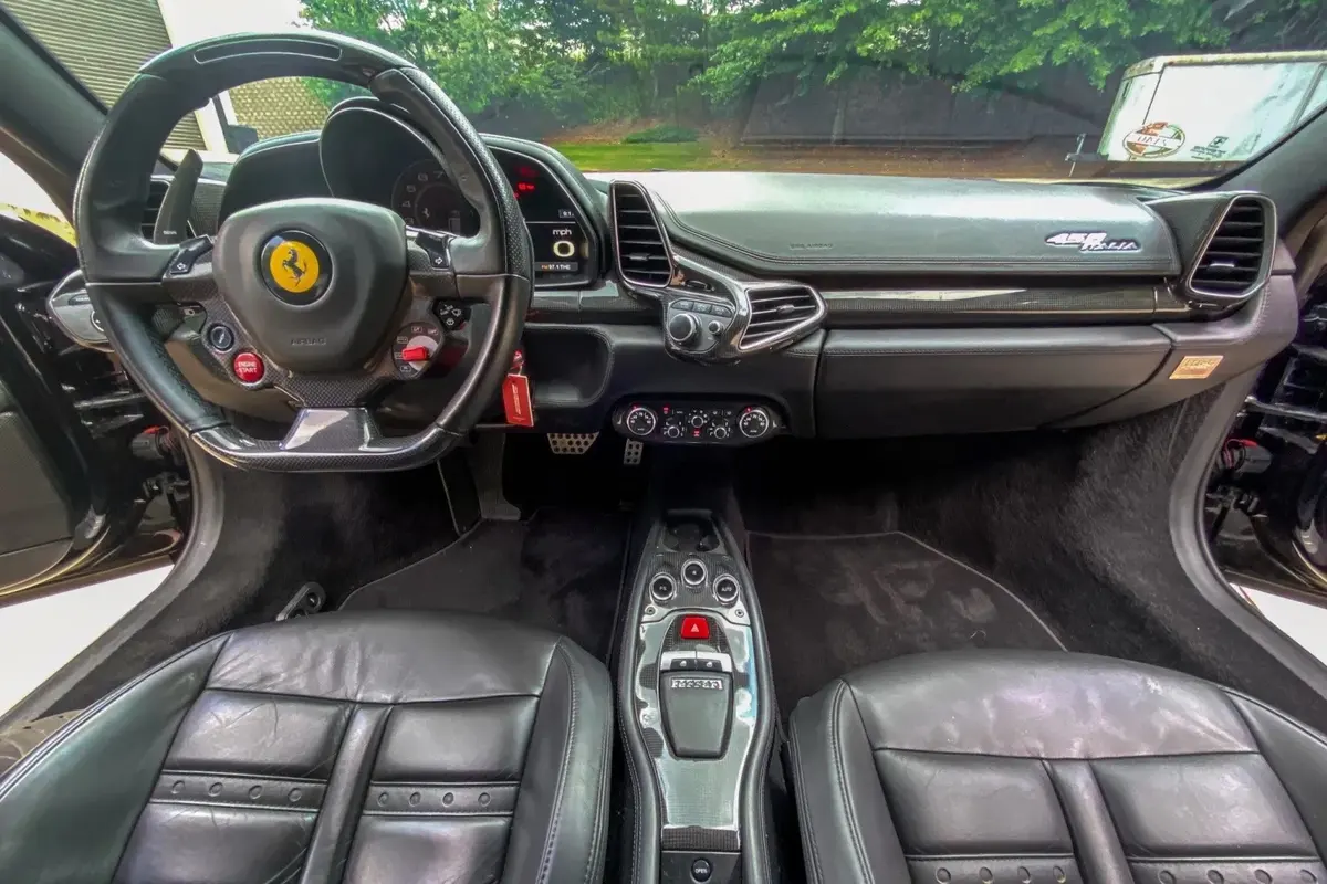 2010 Ferrari 458 Italia — photo 5
