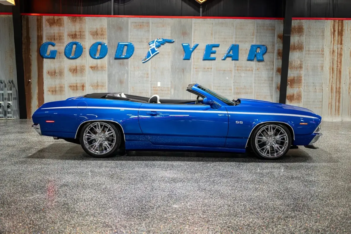2012 Chevrolet Camaro 2SS Convertible — photo 3