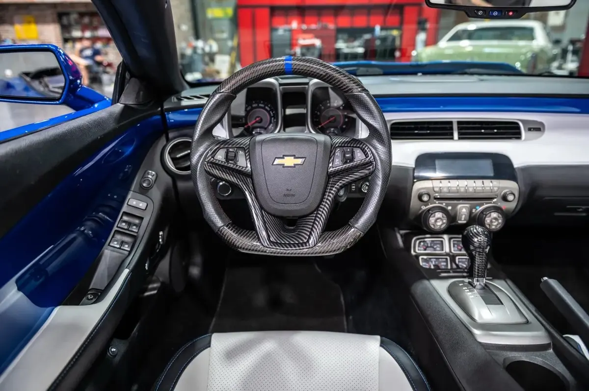 2012 Chevrolet Camaro 2SS Convertible — photo 5