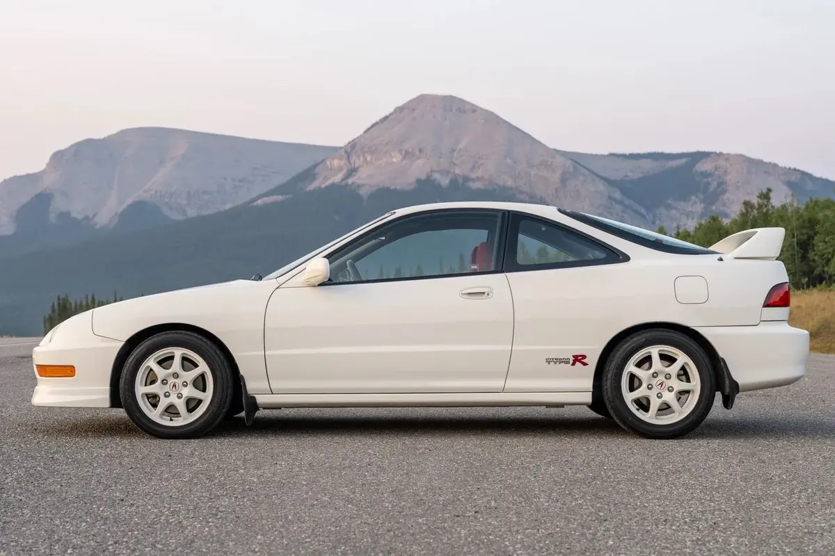 2001 Acura Integra Type R — photo 3