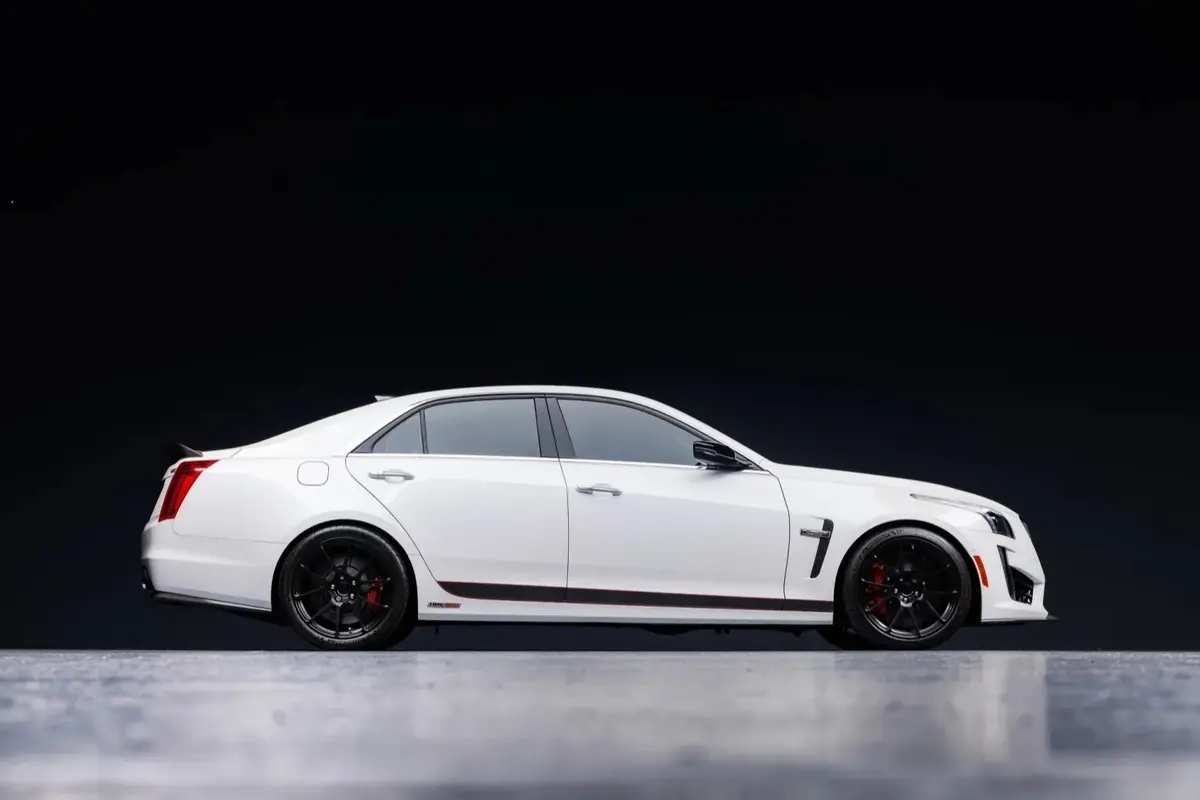 2017 Cadillac CTS V Hennessey HPE800 — photo 3