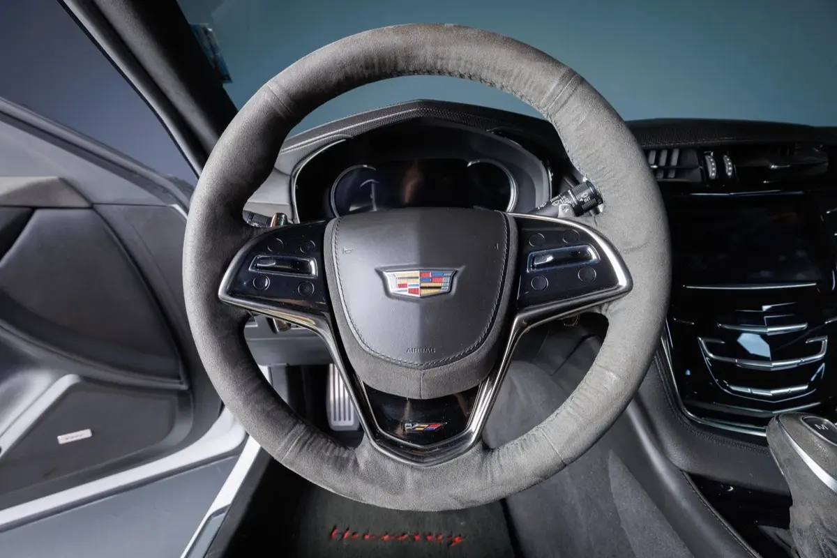 2017 Cadillac CTS V Hennessey HPE800 — photo 6