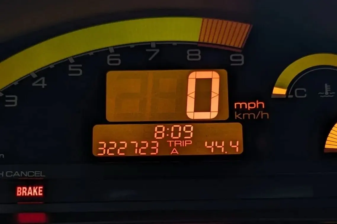 2004 Honda S2000 AP2 — photo 6