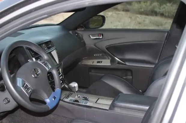 12,800 MILE LEXUS IS F — photo 4
