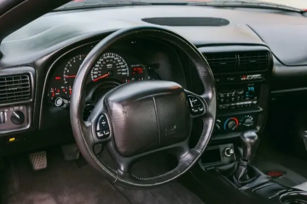 2002 Chevrolet Camaro SS 35th Anniversary — photo 5